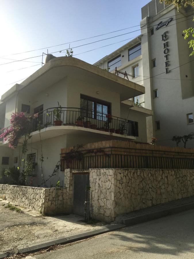 Private Apartment At Guest House Hektor & Aferdita Влёра Экстерьер фото