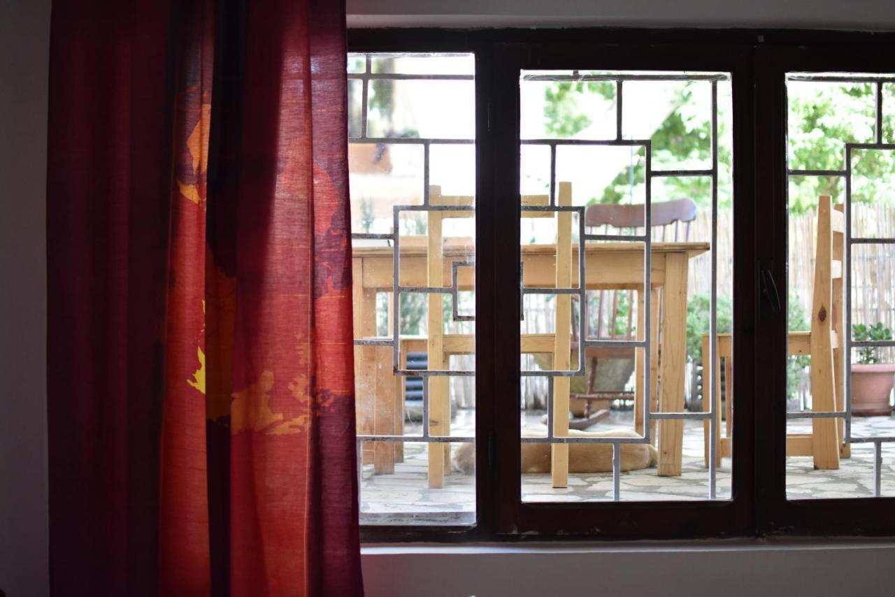 Private Apartment At Guest House Hektor & Aferdita Влёра Экстерьер фото