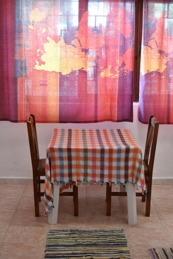 Private Apartment At Guest House Hektor & Aferdita Влёра Экстерьер фото