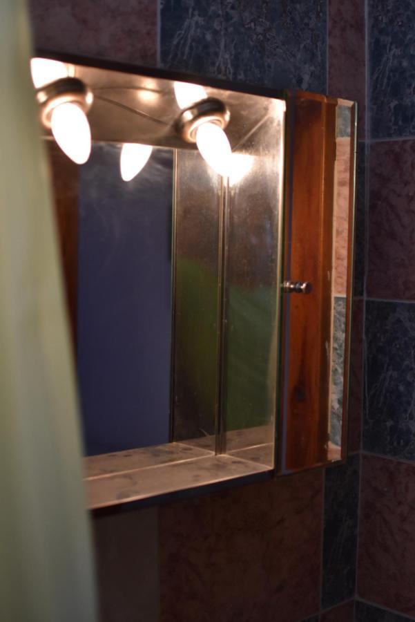 Private Apartment At Guest House Hektor & Aferdita Влёра Экстерьер фото